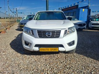 Nissan NP300 Navara doble cabina 4x4
