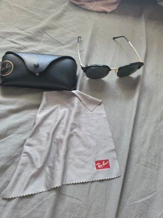 Gafas Ray-Ban Negras y Doradas polarizadas