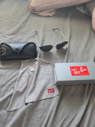 Gafas Ray-Ban Negras y Doradas polarizadas