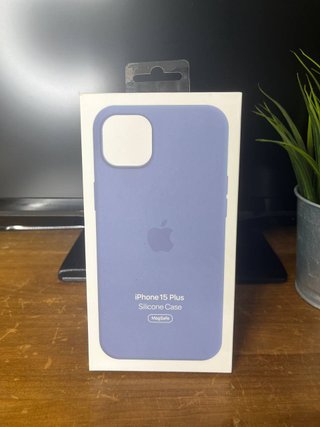 Funda iPhone 15 Plus Silicone MagSafe