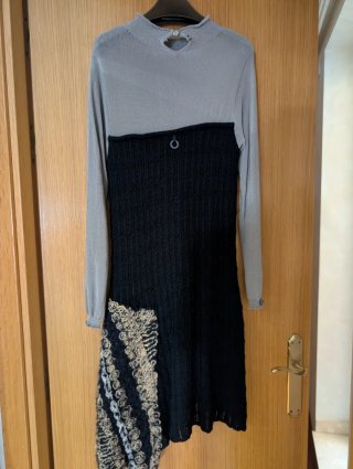 Vestido negro y gris