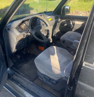 Mitsubishi Montero v20 2.5td