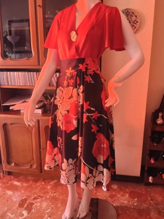 Vestido elegante fiesta floral,
