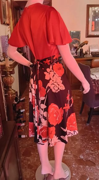 Vestido elegante fiesta floral,