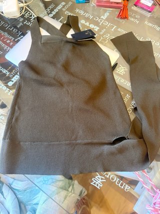 Top Massimo Dutti verde