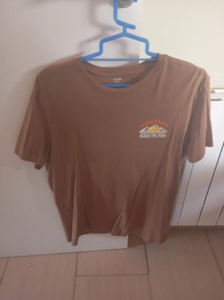 Camiseta Kiabi Montaña Talla L