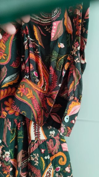 Vestido estampado paisley manga larga
