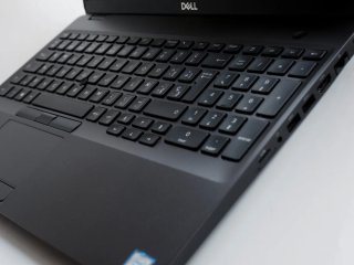 DELL ORDENADOR PORTÁTIL LAPTOP i5 SSD