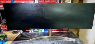 Monitor LG Ultrawide 49 Pollici Rota