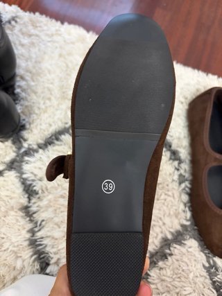 Zapatos Parisinas Marrones con Correa