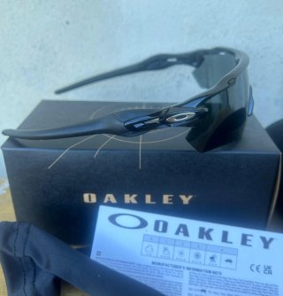 Oakley Radar EV