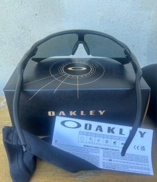 Oakley Radar EV