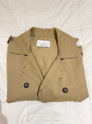 Gabardina corta Stradivarius Talla L