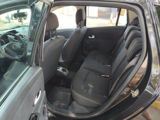 Renault Clio grand tour 2011