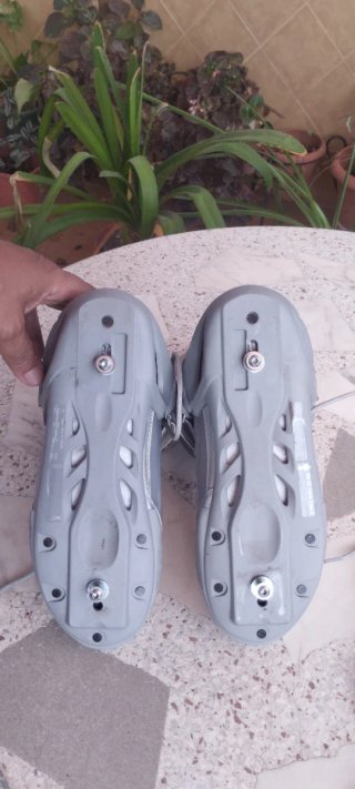 Botas Rollerblade talla 40 y Ruedas 90mm