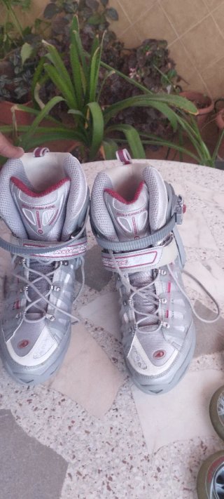 Botas Rollerblade talla 40 y Ruedas 90mm