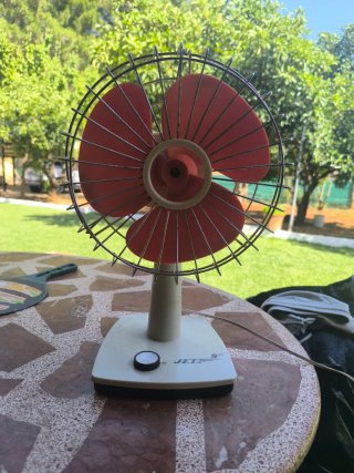 Ventilador Jet 9 Vintage. Cable por la punta roto.