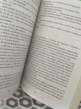 Cincuenta sombras liberadas (Movie Tie-in) / Fi...