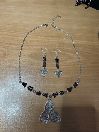 Set collana/orecchini esoterici protezione granato