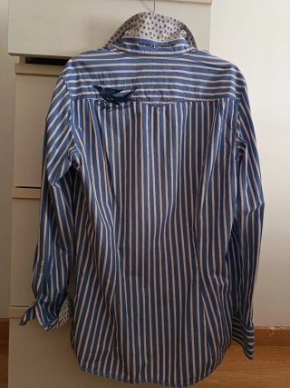 Camisa Rayas Azul y Blanca