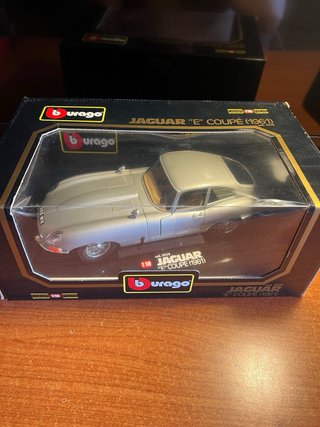 Jaguar E-Type Coupé 1961 Bburago 1:18