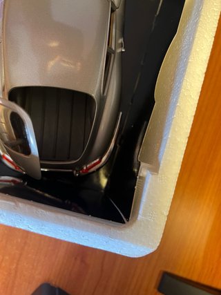 Jaguar E-Type Coupé 1961 Bburago 1:18