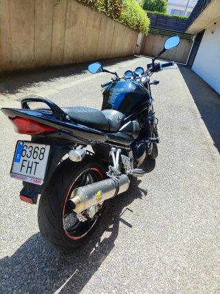 Suzuki Bandit GSF650 Naked Negra