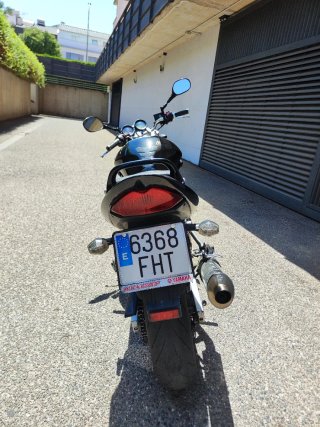 Suzuki Bandit GSF650 Naked Negra