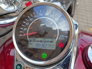 Hyosung ST7 Cruiser Roja