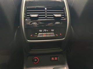 BMW X7 2021