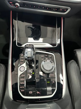 BMW X7 2021