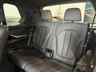 BMW X7 2021