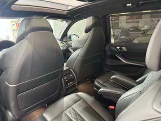 BMW X7 2021