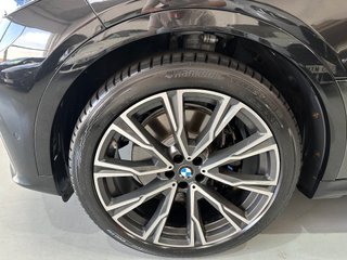 BMW X7 2021