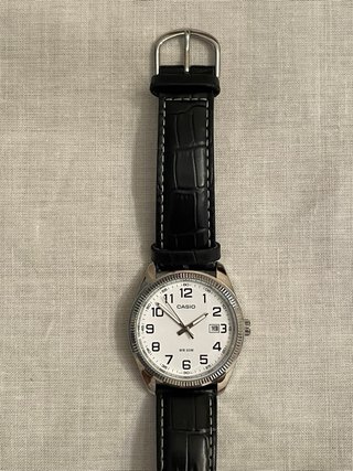 Reloj Casio MTP Correa Cuero Hombre Blanco