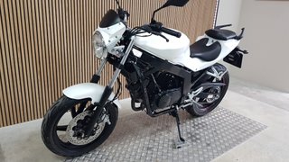 HYOSUNG GT 125 COMET