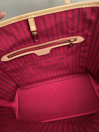 Bolso Louis Vuitton Marrón con Neceser Rosa