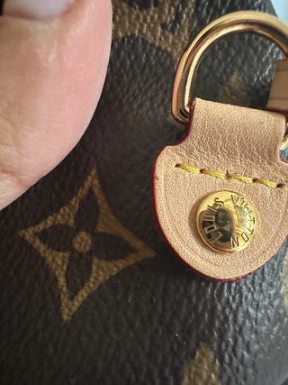 Bolso Louis Vuitton Marrón con Neceser Rosa