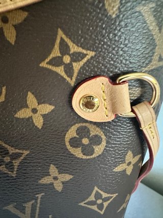 Bolso Louis Vuitton Marrón con Neceser Rosa