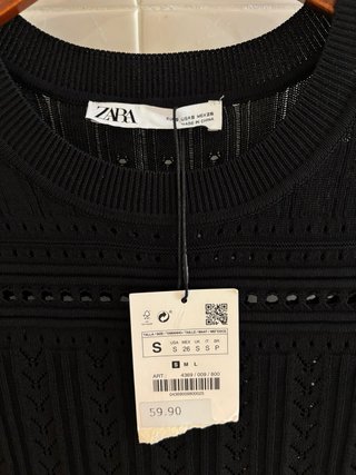 Vestido negro Zara corto manga corta