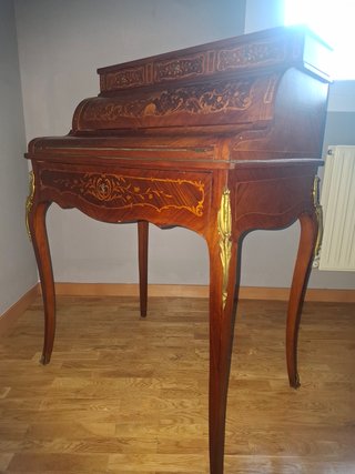 Conjunto Escritorio bureau con butaca y reposapiés