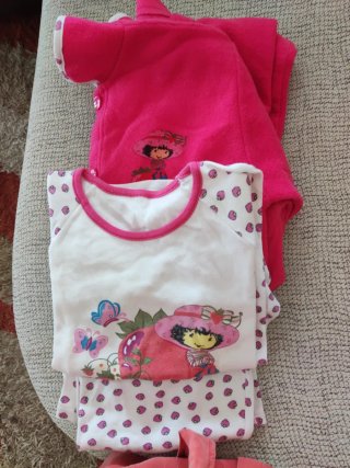 Lote Pijama y Bata Tarta de Fresa infantil
