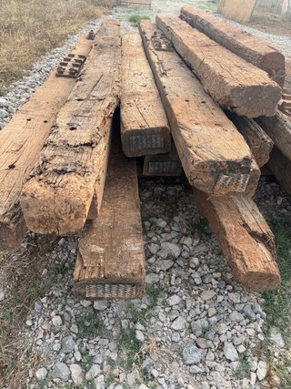 Vigas de madera para jardín