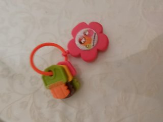 Juguete para bebés con flores y llaves