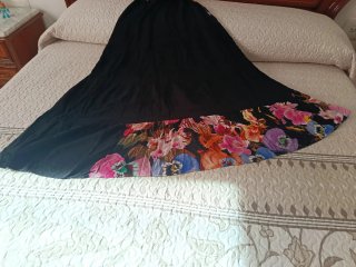 Falda larga floral negra