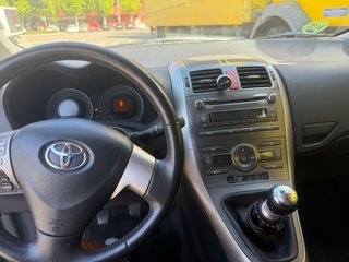 Toyota Auris 2009