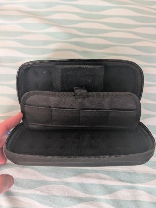 Funda de dardos Unicorn negra