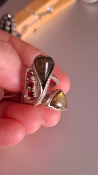 Anillos plateados y Piedras Varias