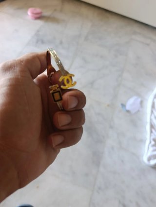 Pulsera Chanel Dorada