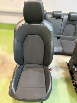 Asientos Cupra León